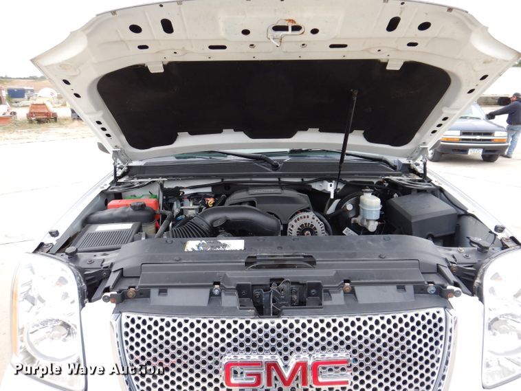 image for item EV9344 2007 GMC Yukon XL  SUV