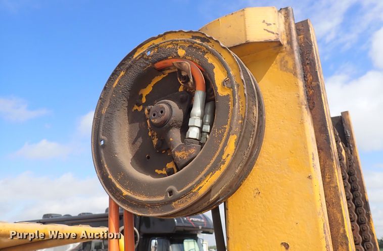 image for item EV9927 Caterpillar V60B  forklift