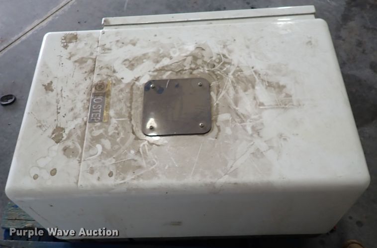 image for item EV9932 Onan QG7000 EFI  generator