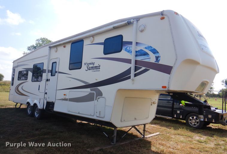 image for item EX9695 2010 Coachmen Wyoming Summit  camper