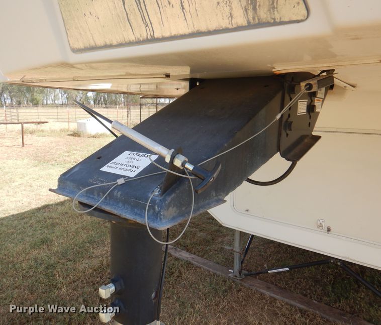 image for item EX9695 2010 Coachmen Wyoming Summit  camper