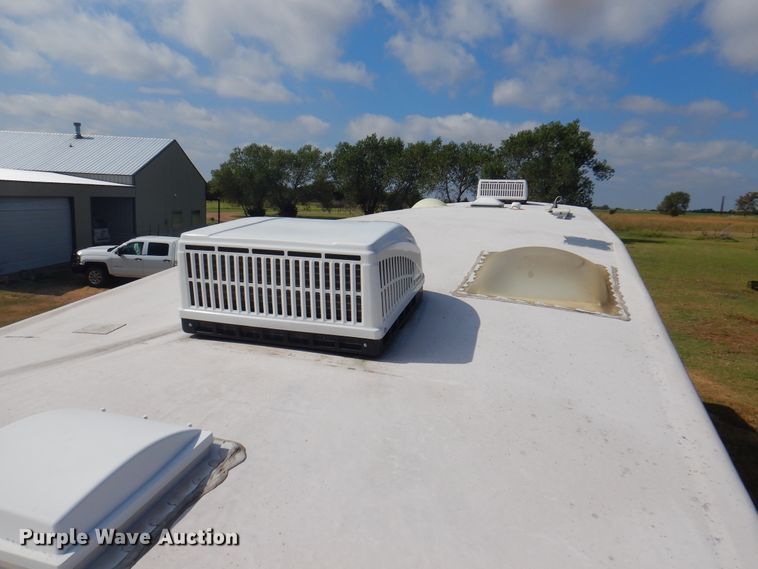 image for item EX9695 2010 Coachmen Wyoming Summit  camper