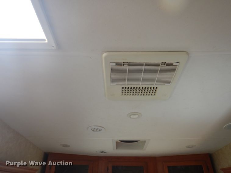 image for item EX9695 2010 Coachmen Wyoming Summit  camper