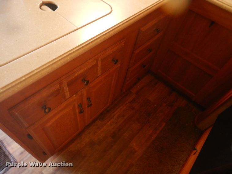 image for item EX9695 2010 Coachmen Wyoming Summit  camper