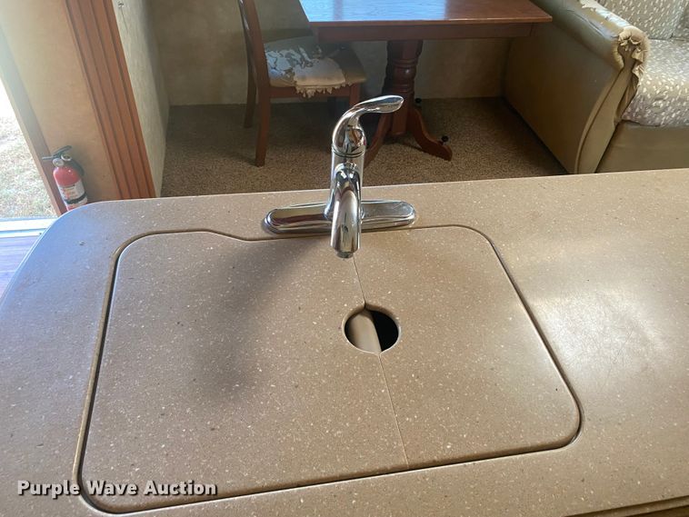 image for item EX9695 2010 Coachmen Wyoming Summit  camper