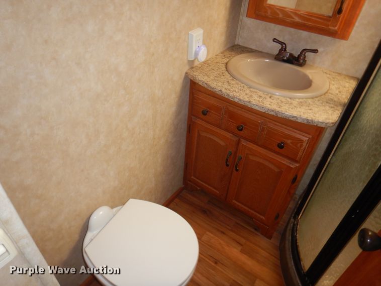 image for item EX9695 2010 Coachmen Wyoming Summit  camper