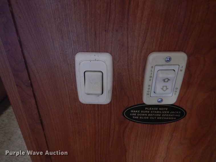 image for item EX9695 2010 Coachmen Wyoming Summit  camper