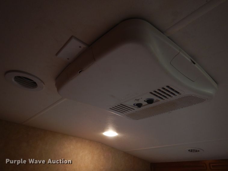 image for item EX9695 2010 Coachmen Wyoming Summit  camper