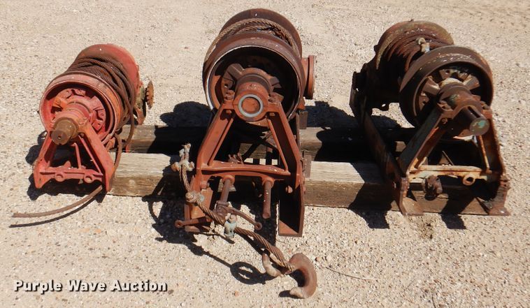 image for item EX9696 (3) winches