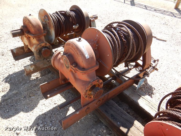 image for item EX9696 (3) winches