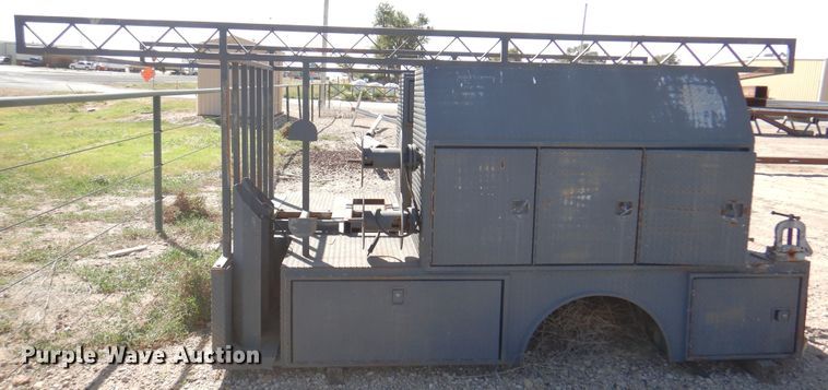 image for item EX9697 Utility bed