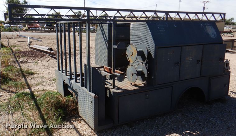 image for item EX9697 Utility bed