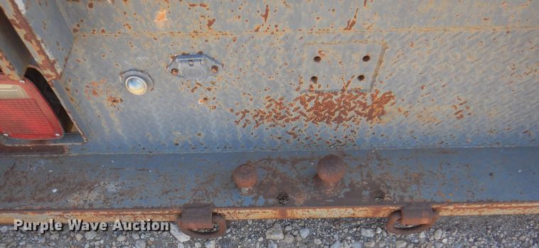 image for item EX9697 Utility bed