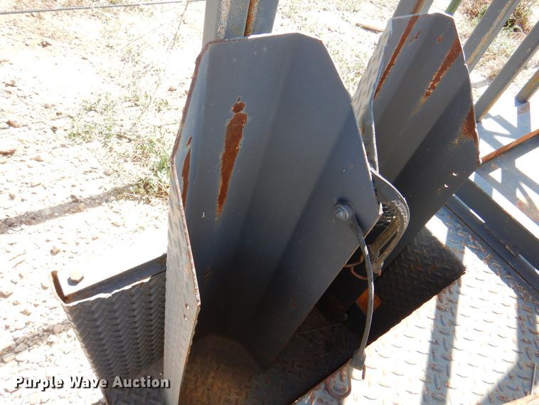 image for item EX9697 Utility bed