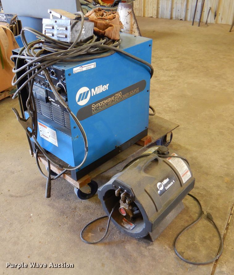 image for item EX9701 Miller Syncrowave 250  welder