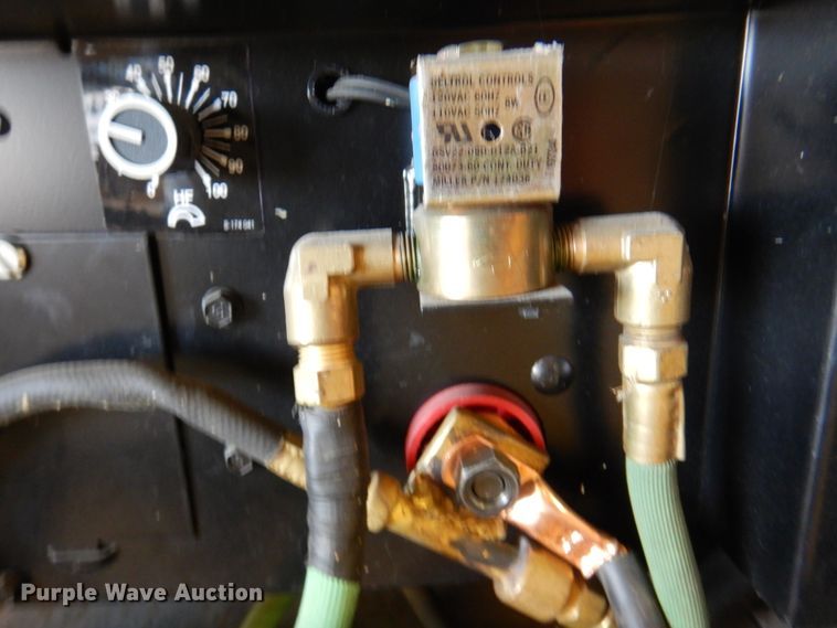 image for item EX9701 Miller Syncrowave 250  welder