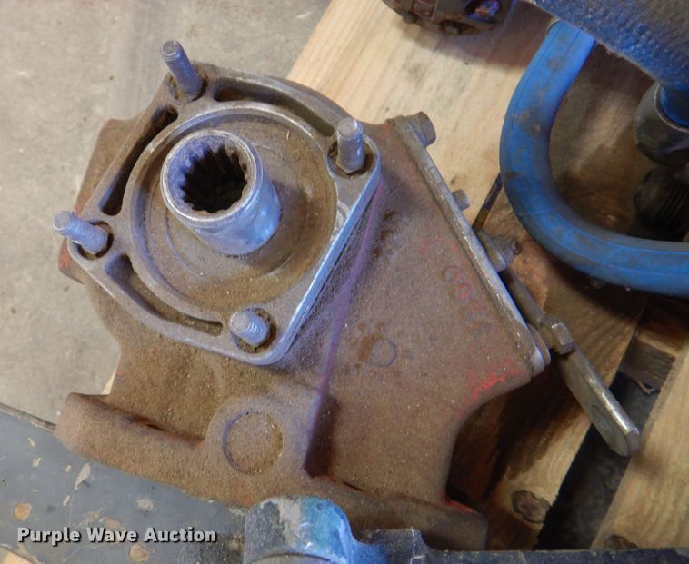 image for item EX9704 (3) winches
