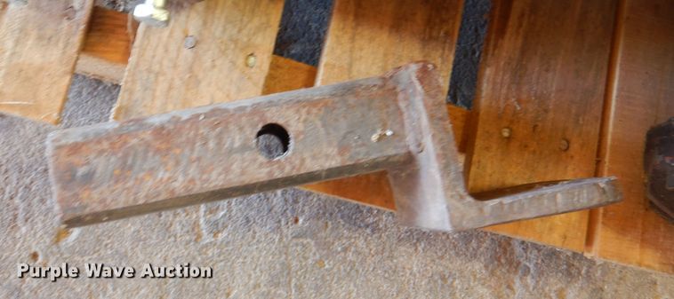 image for item EX9704 (3) winches