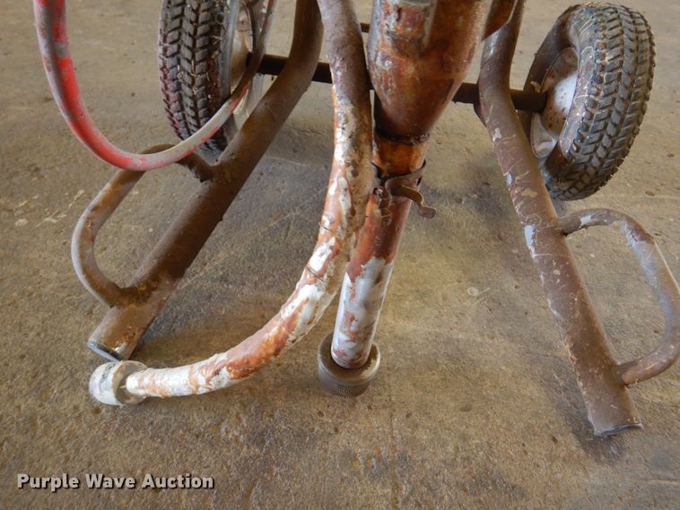 image for item EX9710 Graco GMax 3900 paint sprayer