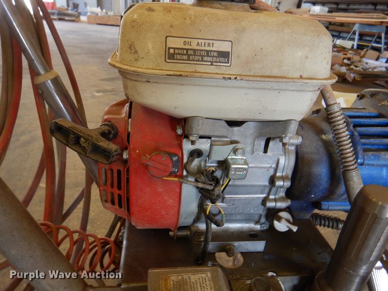 image for item EX9710 Graco GMax 3900 paint sprayer