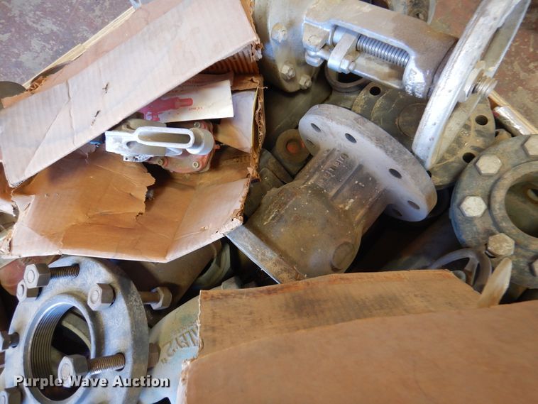 image for item EX9719 Steam pipe fittings