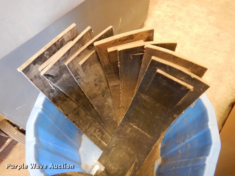 image for item EX9727 Lifting equipment