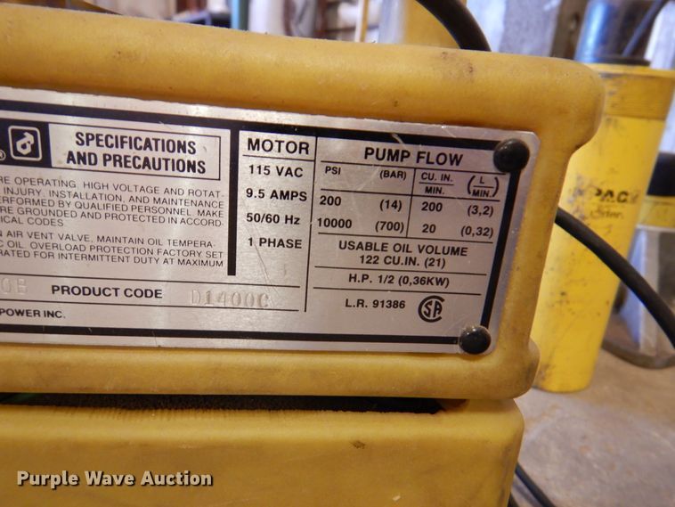 image for item EX9729 Hydraulic press