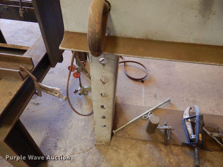 image for item EX9729 Hydraulic press