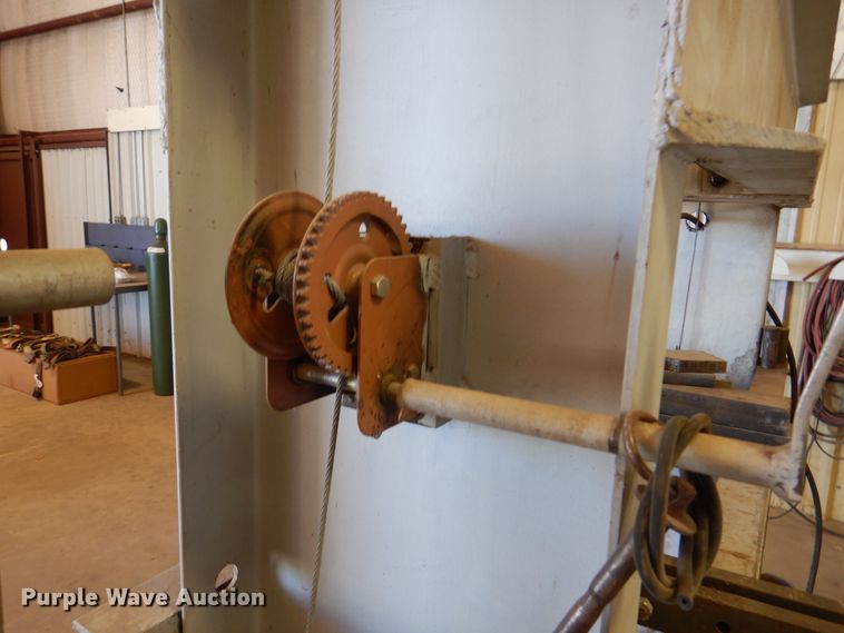 image for item EX9729 Hydraulic press