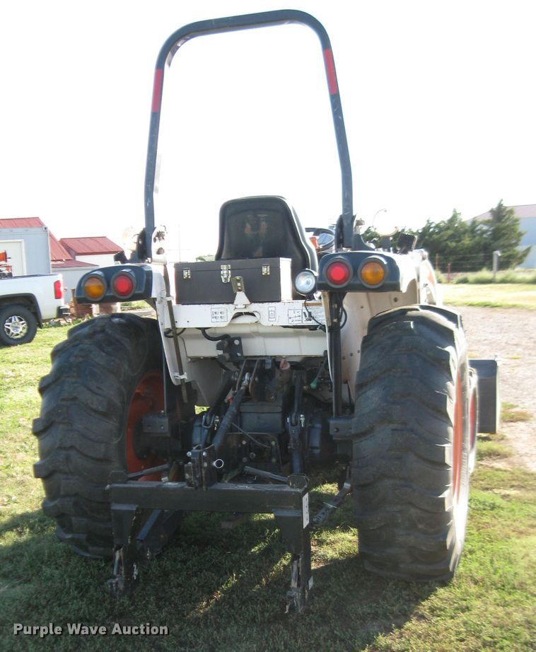 image for item FW9051 Bobcat CT450  MFWD tractor