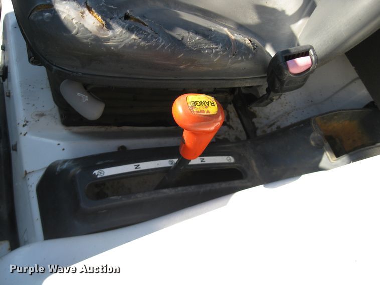 image for item FW9051 Bobcat CT450  MFWD tractor