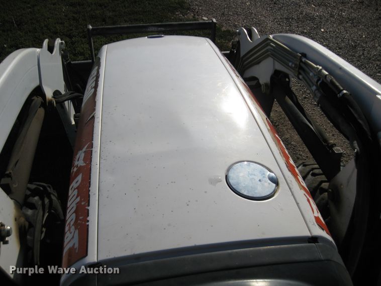 image for item FW9051 Bobcat CT450  MFWD tractor