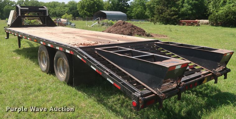 image for item GS9925 2011 PJ  equipment trailer