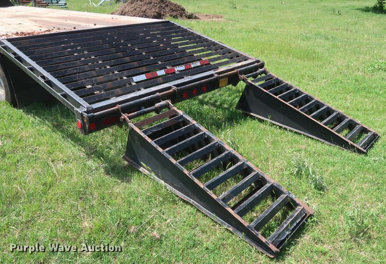 image for item GS9925 2011 PJ  equipment trailer
