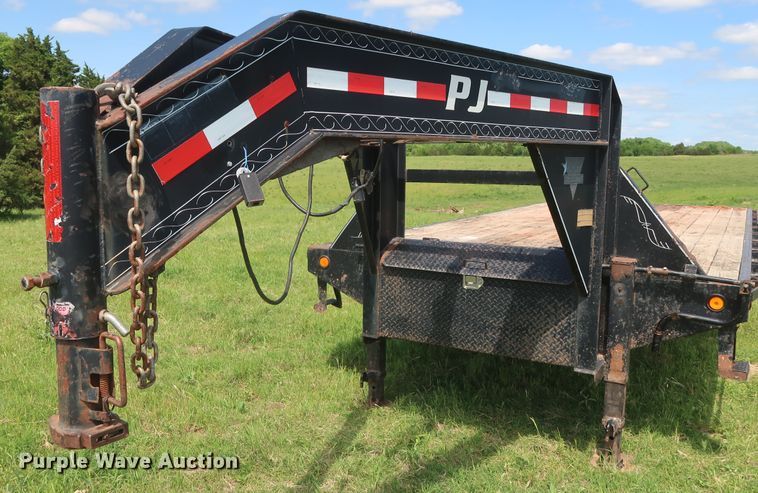 image for item GS9925 2011 PJ  equipment trailer