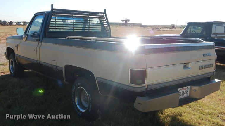 image for item HC9208 1984 Chevrolet C10  pickup truck