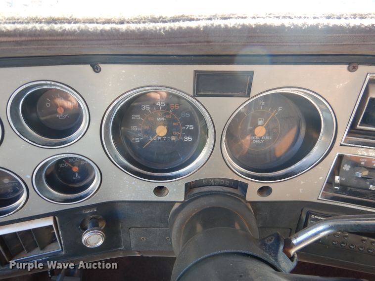 image for item HC9208 1984 Chevrolet C10  pickup truck