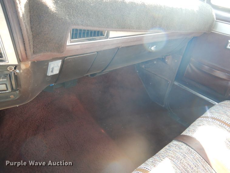 image for item HC9208 1984 Chevrolet C10  pickup truck