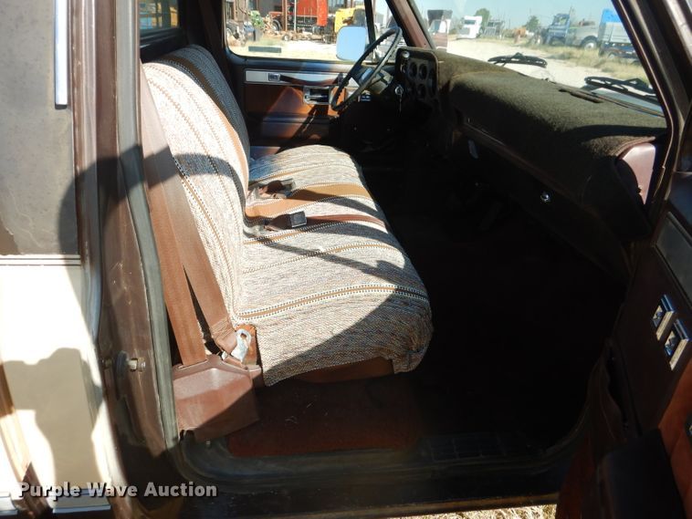 image for item HC9208 1984 Chevrolet C10  pickup truck