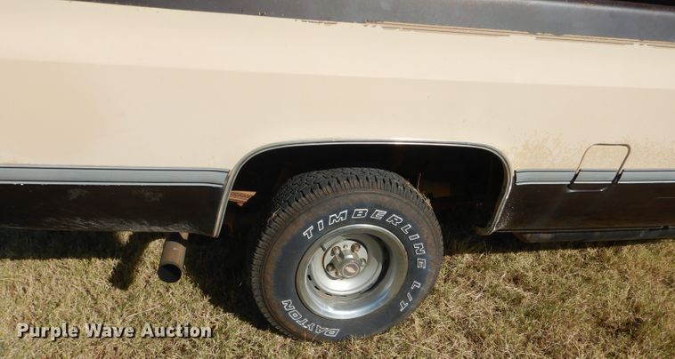 image for item HC9208 1984 Chevrolet C10  pickup truck