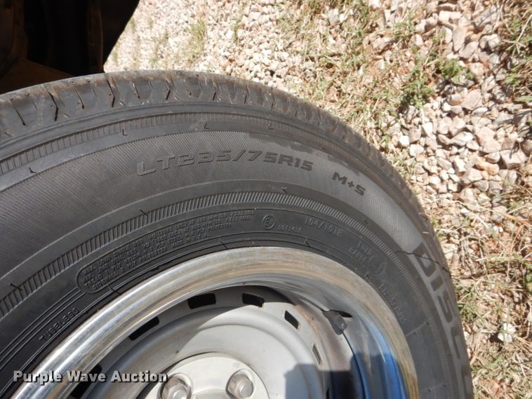 image for item HC9209 1988 Chevrolet Suburban  SUV