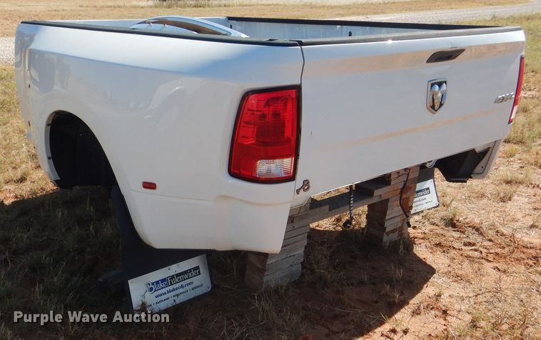 image for item HC9216 2015 Dodge Ram 3500  pickup truck bed