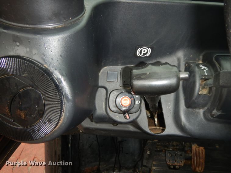 image for item HP9677 2017 Kubota RTV-X1100C  utility vehicle