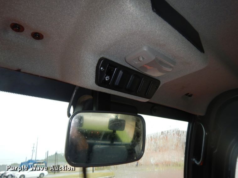 image for item HP9677 2017 Kubota RTV-X1100C  utility vehicle