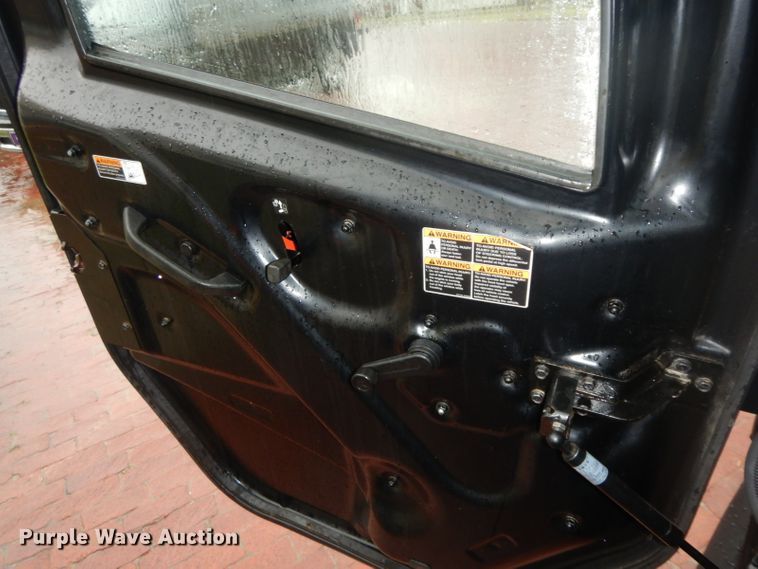 image for item HP9677 2017 Kubota RTV-X1100C  utility vehicle