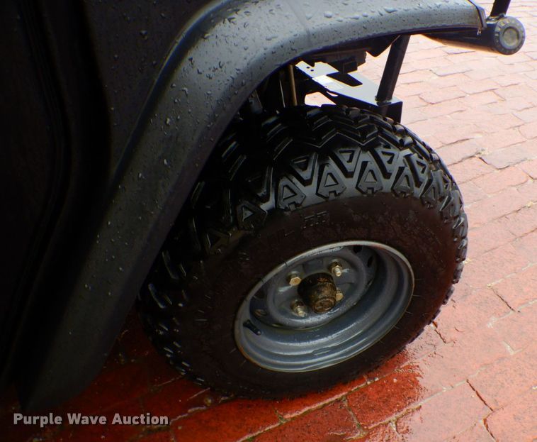 image for item HP9677 2017 Kubota RTV-X1100C  utility vehicle