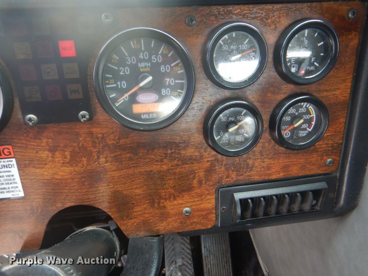 image for item HT9457 2004 Peterbilt 320  pot hole patcher truck