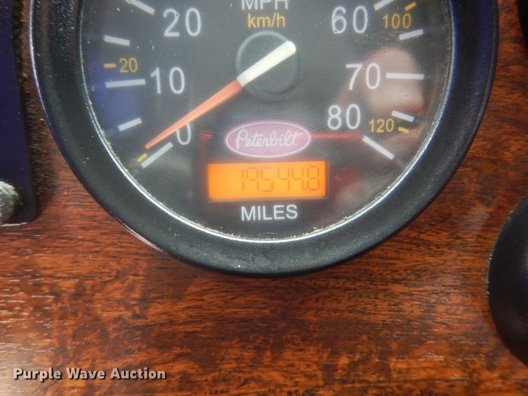 image for item HT9457 2004 Peterbilt 320  pot hole patcher truck