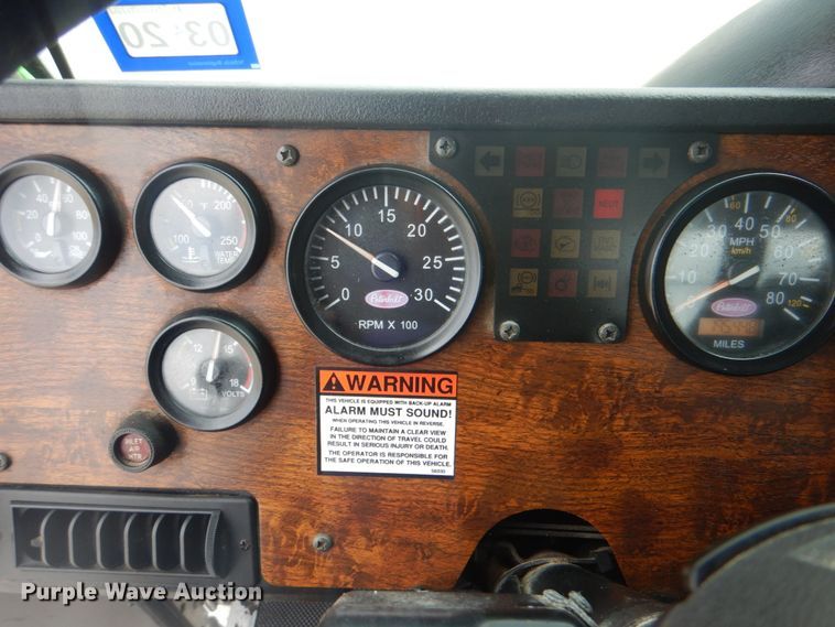 image for item HT9457 2004 Peterbilt 320  pot hole patcher truck