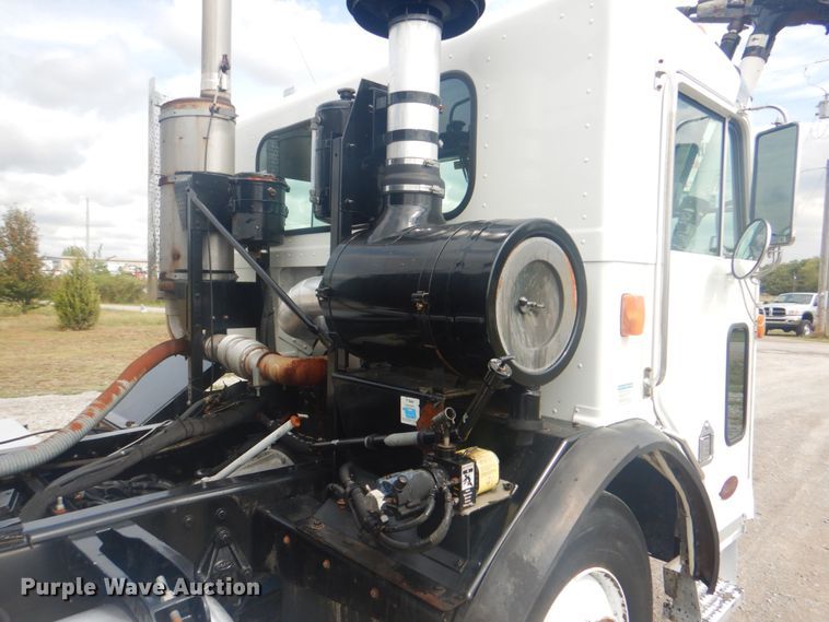 image for item HT9457 2004 Peterbilt 320  pot hole patcher truck